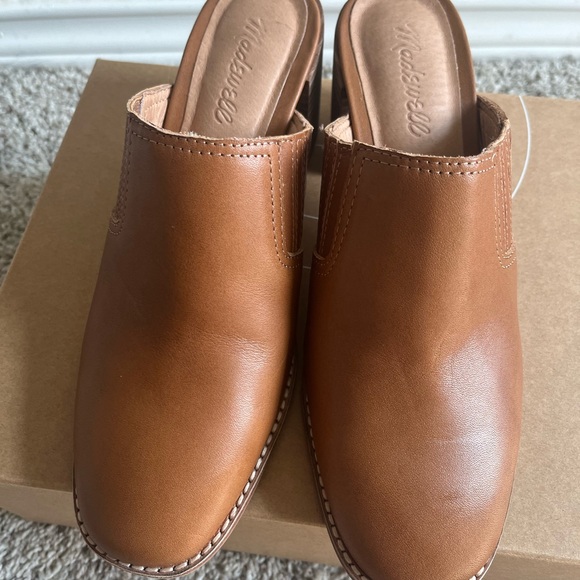 MW Carey Mule - Picture 4 of 12